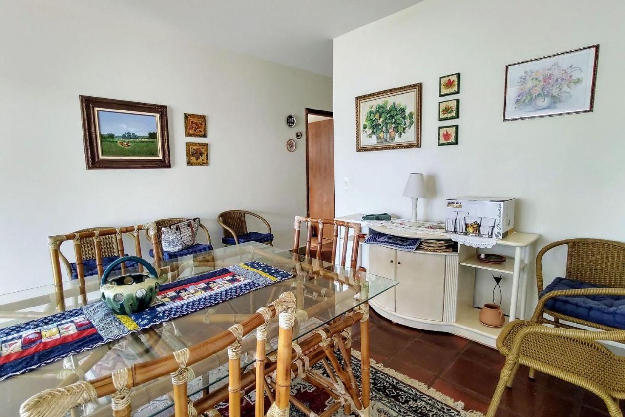 Tranquilidade a meia quadra da praia - churrasqueira, super wi-fi e Chromecast! Matinhos Exterior foto